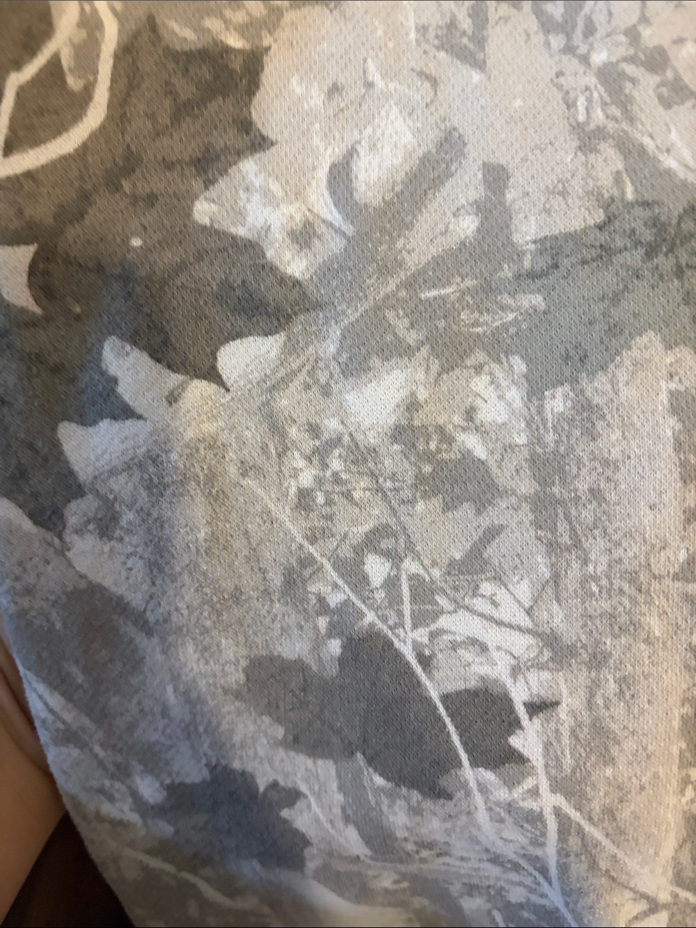 abercrombie kids essential icon joggers  Camo Leaf Print size 15/16 LONG - Picture 5 of 5